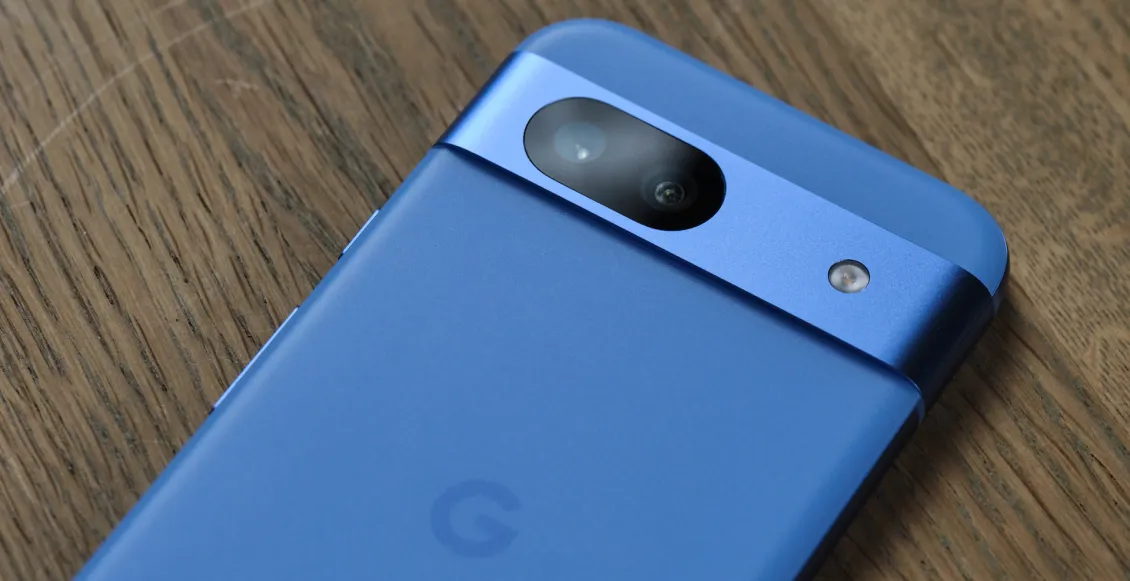 Смартфон Google Pixel 8a 8/128 ГБ зелёный (1sim + eSim) Смартфон Google Pixel 8a 8/128 ГБ зелёный (1sim + eSim) - 2