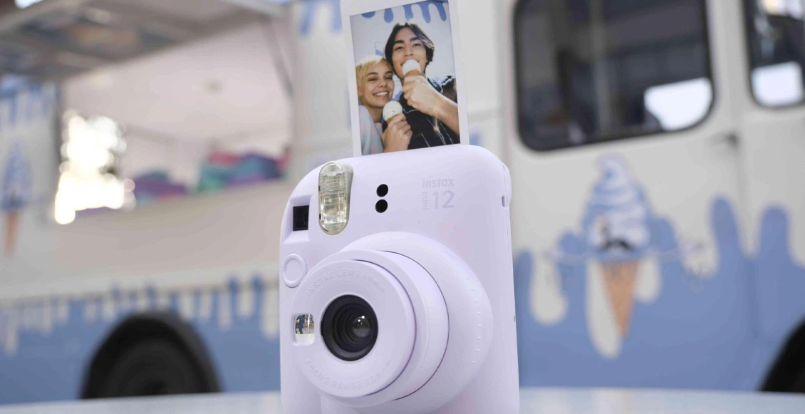 Фотоаппарат моментальной печати Fujifilm Instax Mini 12 синий Фотоаппарат моментальной печати Fujifilm Instax Mini 12 синий - 5