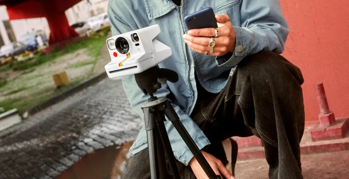 Фотоаппарат моментальной печати Polaroid Now+ Gen 2 чёрный Фотоаппарат моментальной печати Polaroid Now+ Gen 2 чёрный - 3