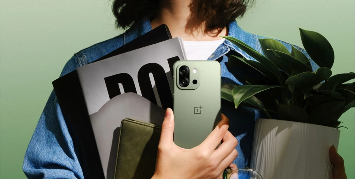 Смартфон OnePlus 13S 12/512 ГБ зелёный (2sim) Смартфон OnePlus 13S 12/512 ГБ зелёный (2sim) - 1