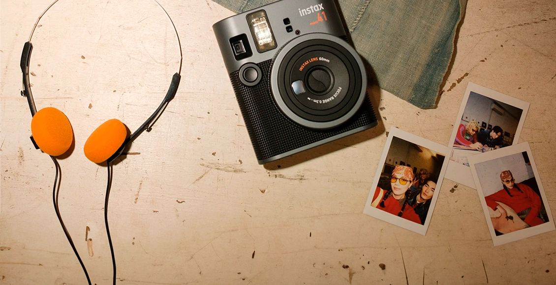 Фотоаппарат моментальной печати Fujifilm Instax Mini 41 чёрный Фотоаппарат моментальной печати Fujifilm Instax Mini 41 чёрный - 4