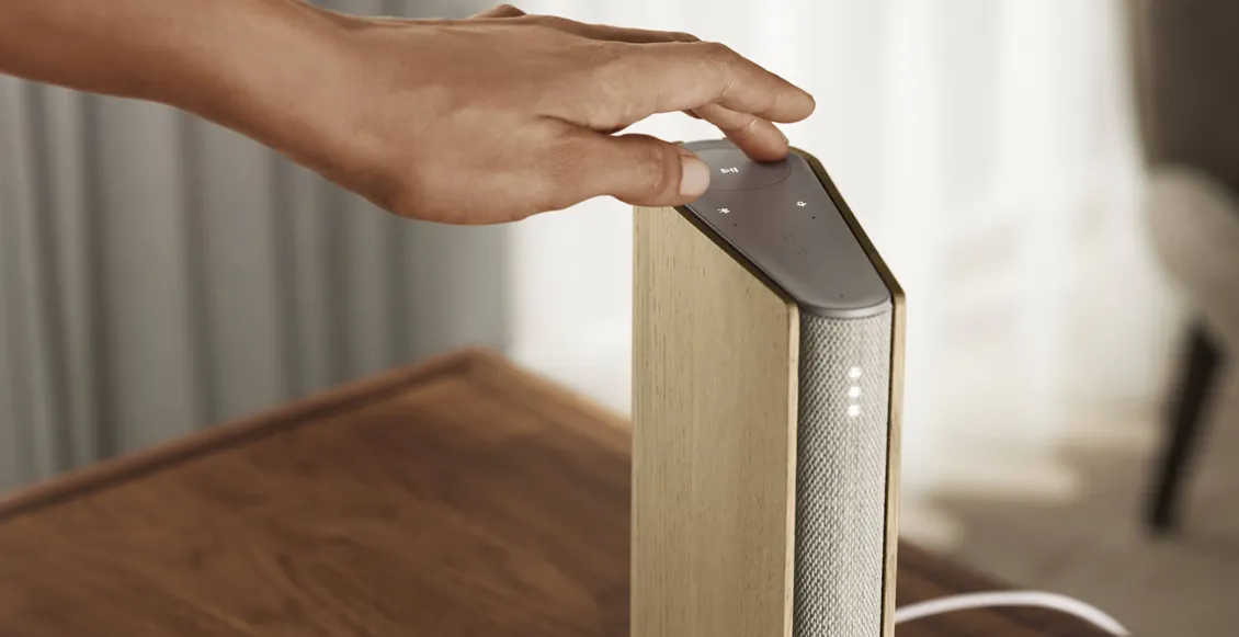 Акустическая система Bang & Olufsen Beosound Emerge чёрный Акустическая система Bang & Olufsen Beosound Emerge чёрный - 3