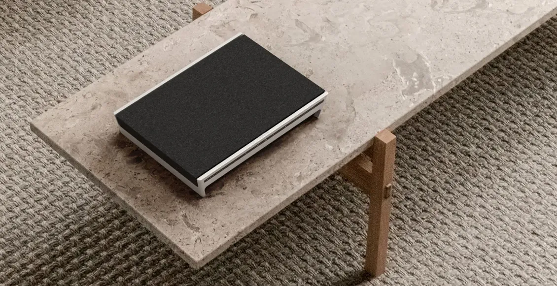 Портативная акустическая система Bang & Olufsen Beosound Level чёрно-серый Портативная акустическая система Bang & Olufsen Beosound Level чёрно-серый - 1