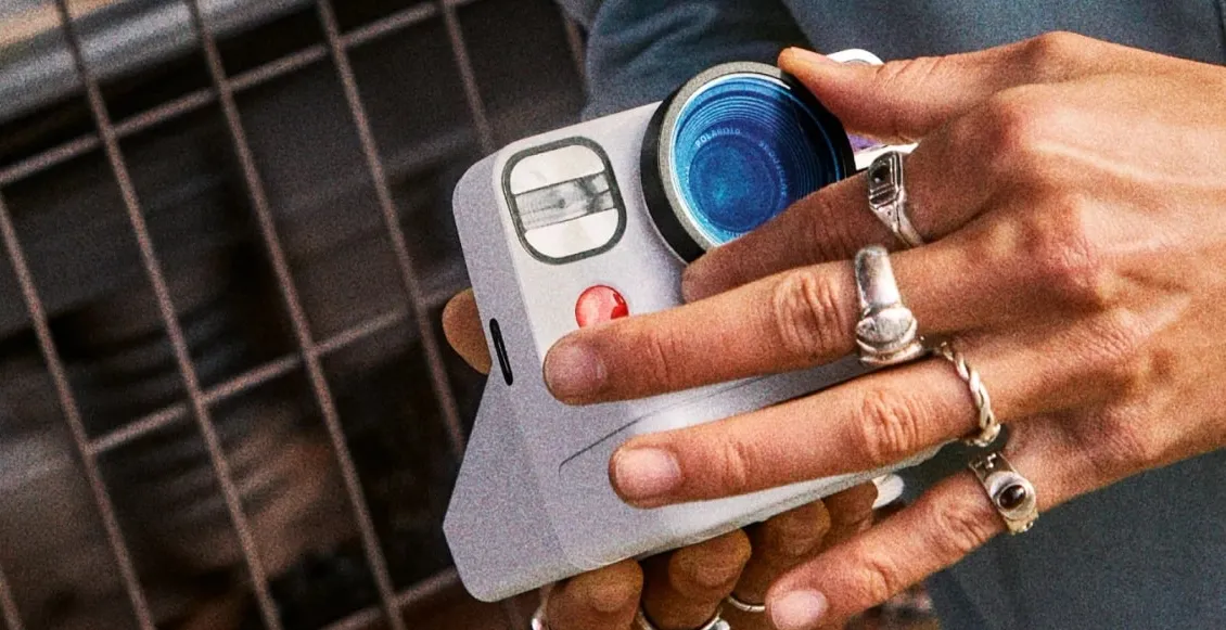 Фотоаппарат моментальной печати Polaroid Now+ Gen 2 чёрный Фотоаппарат моментальной печати Polaroid Now+ Gen 2 чёрный - 4
