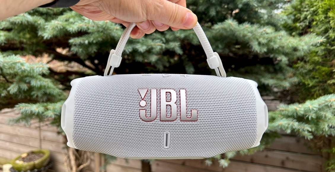 Портативная колонка JBL Charge 6 фиолетовый Портативная колонка JBL Charge 6 фиолетовый - 3