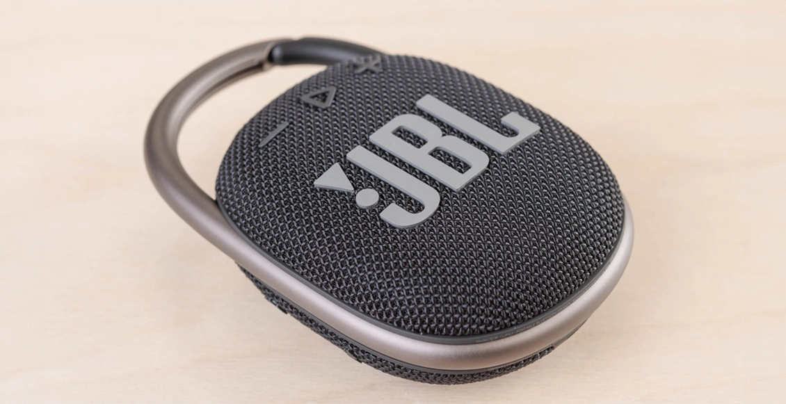 Портативная колонка JBL Clip 4 белый Портативная колонка JBL Clip 4 белый - 1